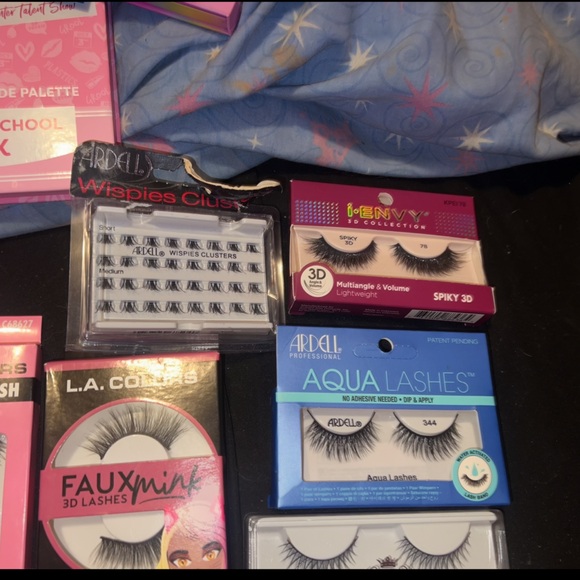 eyelash bundle - Picture 3 of 3